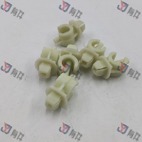 357823397 | 大众 机盖撑杆固定卡扣 4s库存件