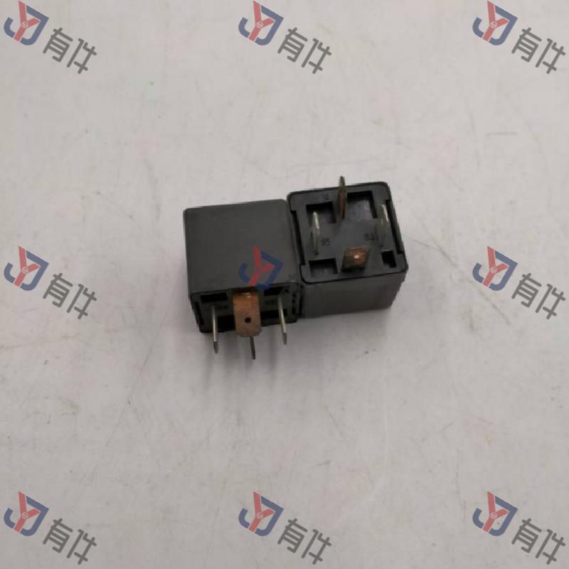 141951253B | 大众 起动机继电器 4s库存件