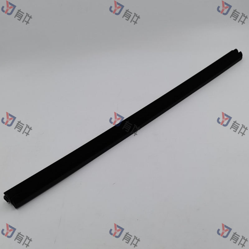 18D839480B | 大众 车门玻璃内压条 右后 4s库存件