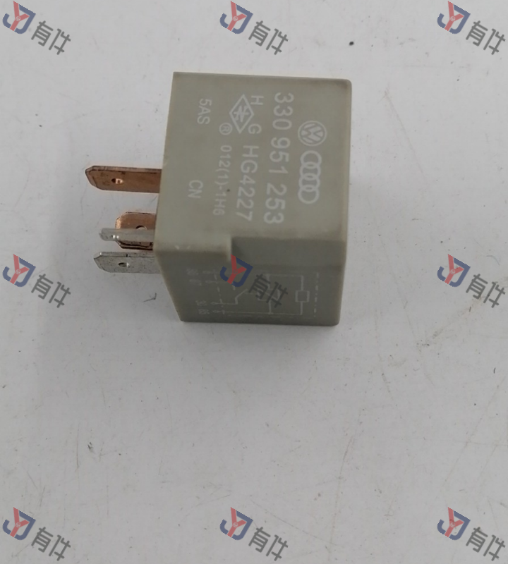 330951253 | 大众 继电器 4s库存件