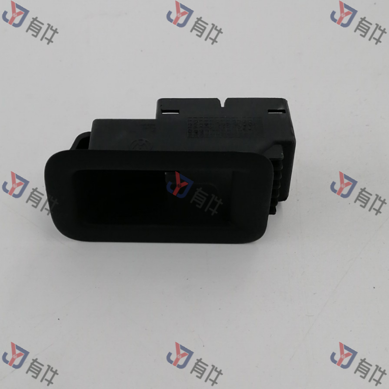 5G086834581U | 大众 前门玻璃升降开关装饰板 右侧 4s库存件