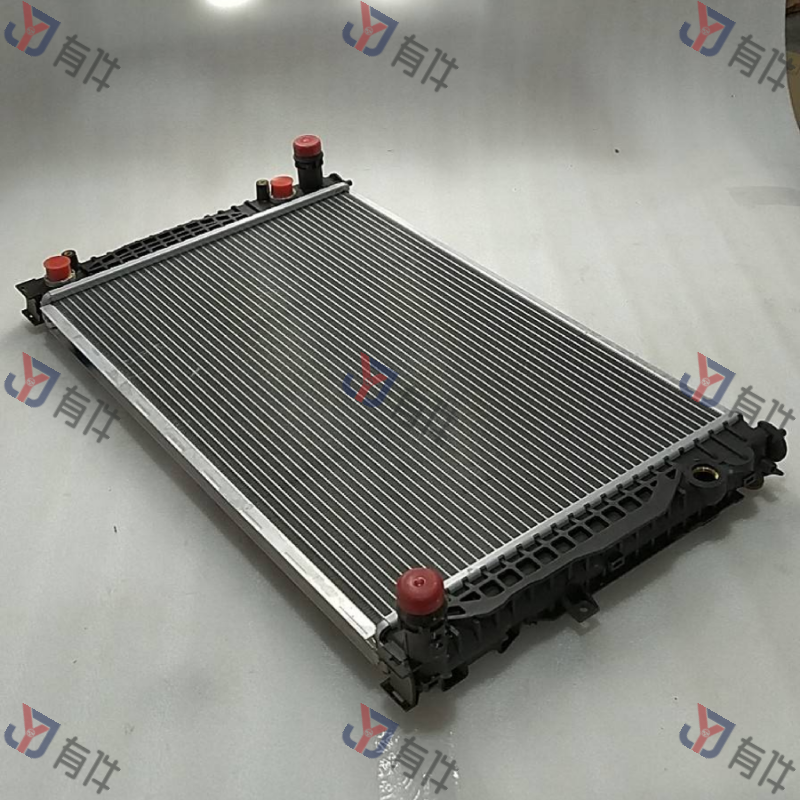 8D0121251BB | 大众 散热器 4s库存件