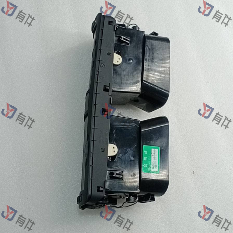 KD0819728D2AQ | 大众 仪表台中间出风口罩 4s库存件