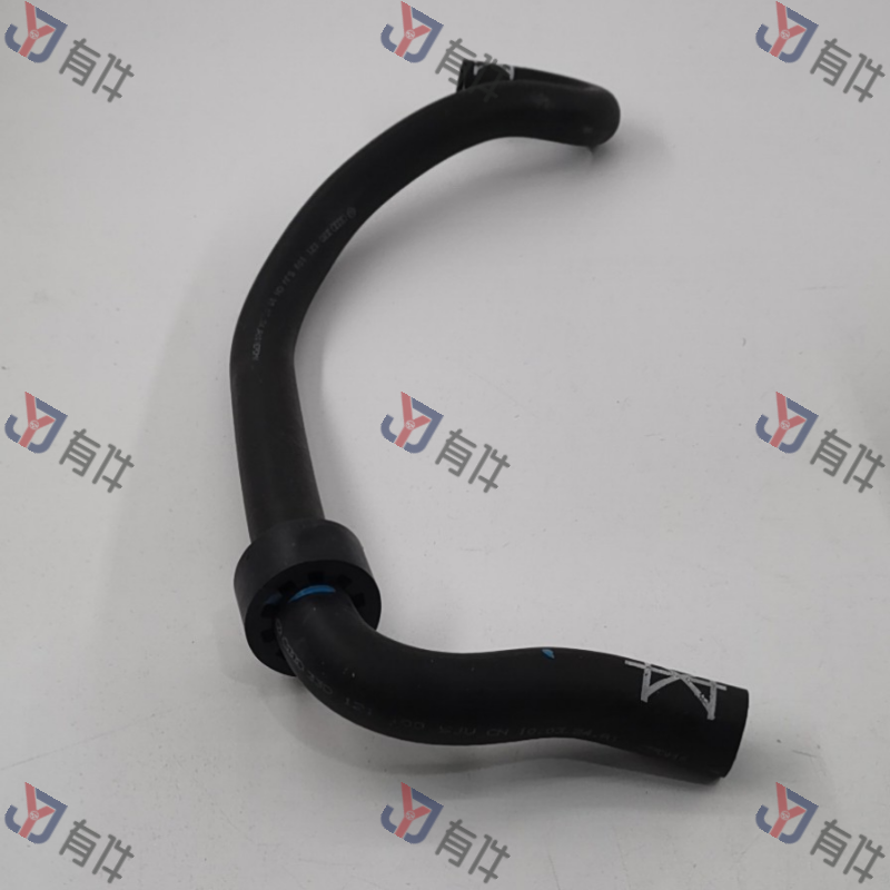 33D121109 | 大众 散热器补水壶连接水管 4s库存件