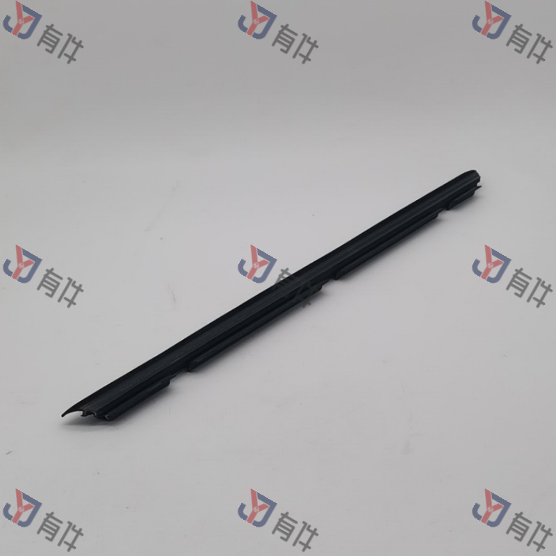 6Q6839472AB41 | 大众 车门玻璃内压条 右后 4s库存件