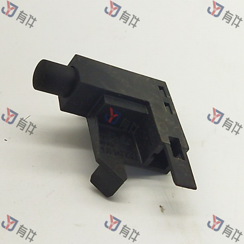1J0947561C | 大众 制动灯开关 4s库存件