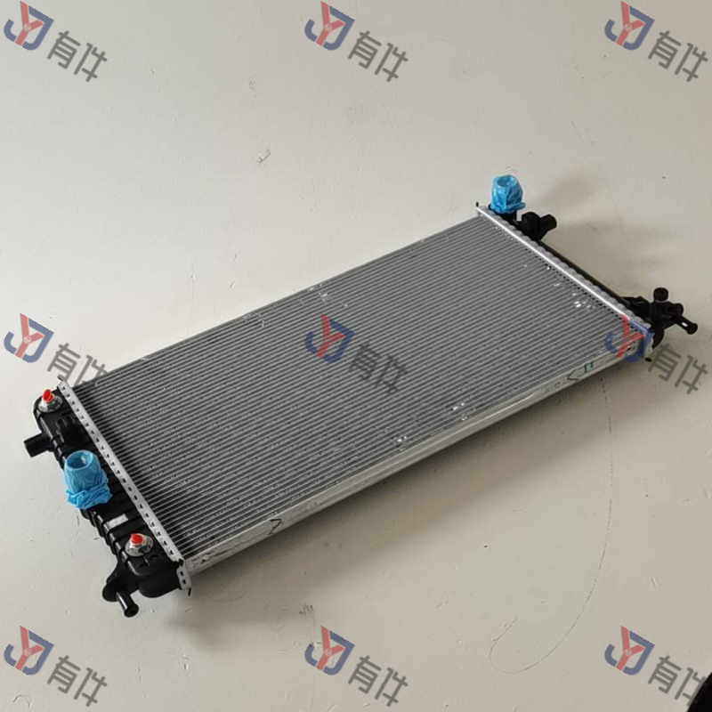 10101597 | 名爵 散热器 4s库存件