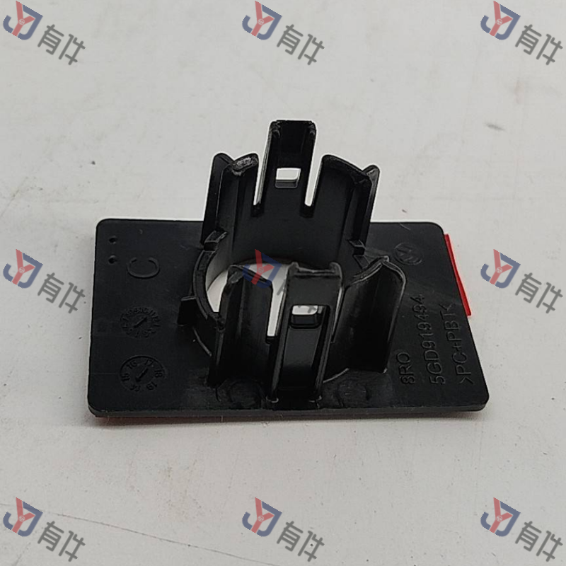 5GD919494 | 大众 后保险杠电眼底座 左侧 4s库存件