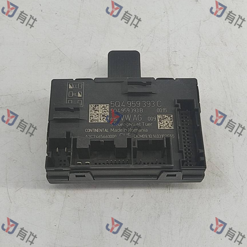 5Q4959393CZ06 | 大众 前门控制单元 左侧 4s库存件