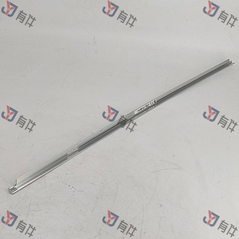 3T0837476A | 大众 前门玻璃外压条 右侧 4s库存件