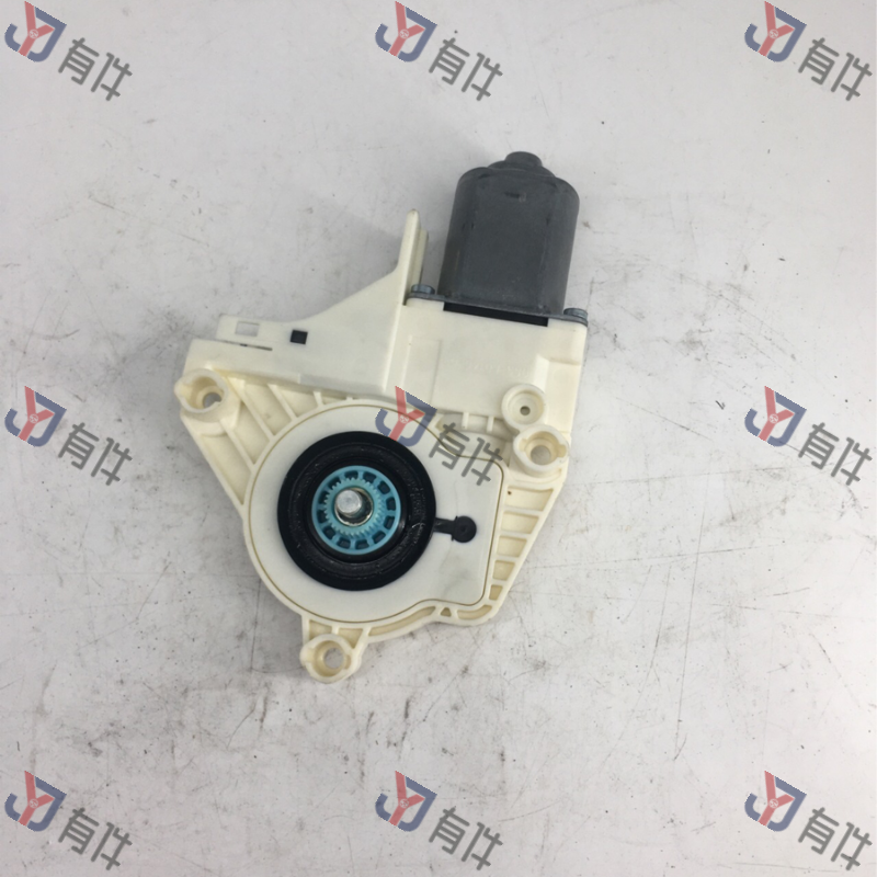 5LD959811 | 大众 后门玻璃升降电机 左侧 4s库存件