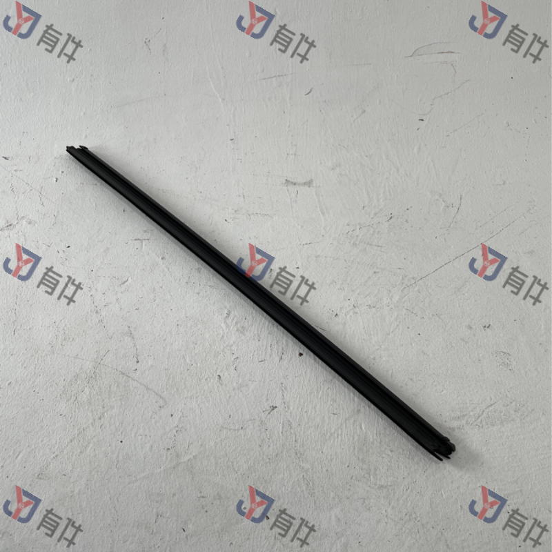 5GD837480 | 大众 车门玻璃内压条 右前 4s库存件