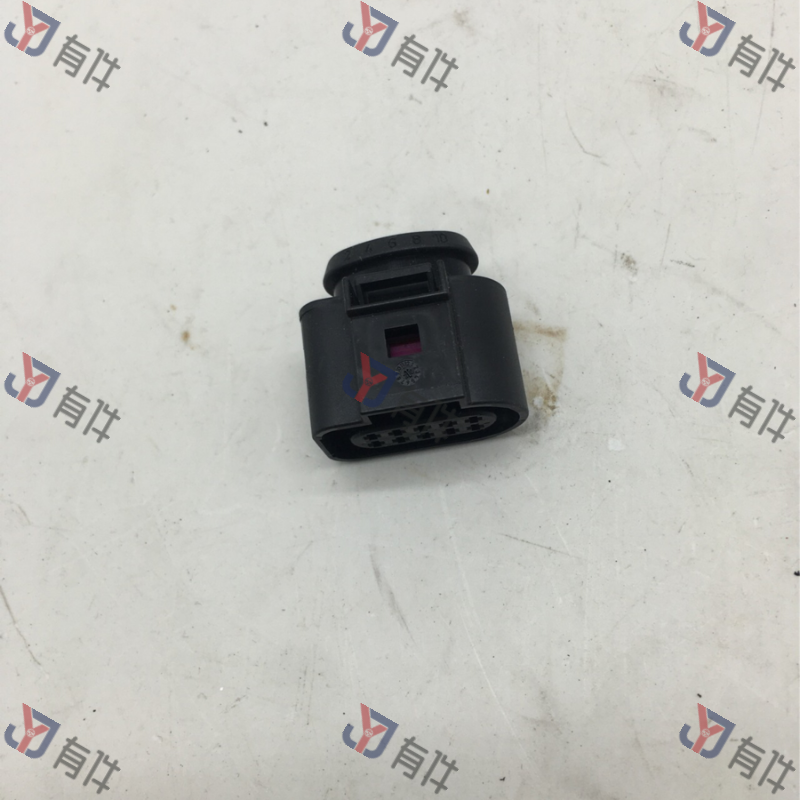 1J0973715 | 大众 扁触头外壳 装有$$接触联锁装置 4s库存件