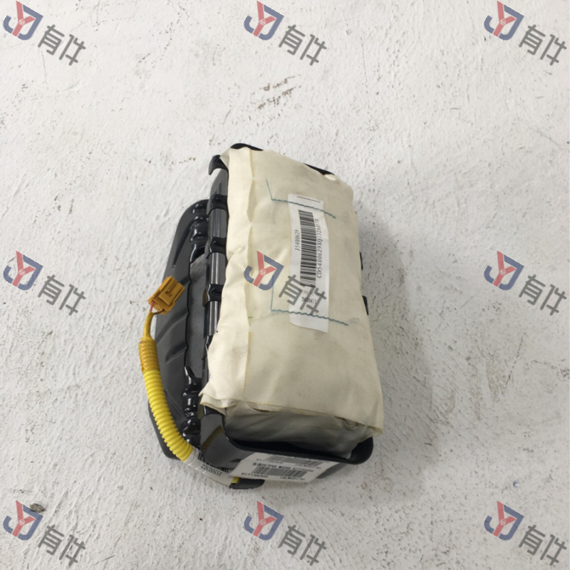 61T19A000 | 东南汽车 副驾驶员安全气囊 4s库存件
