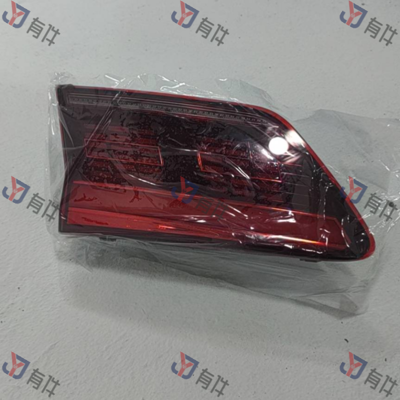 3CC945308 | 大众 LED-尾灯(黑色/亮铬色) 4s库存件