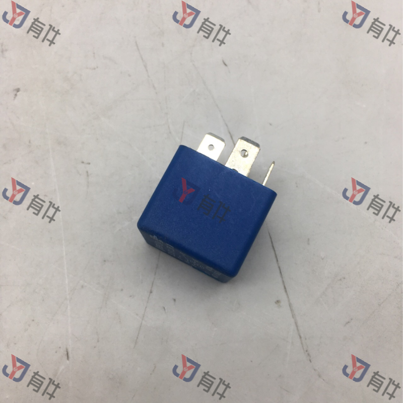 3259112611 | 大众 继电器 4s库存件