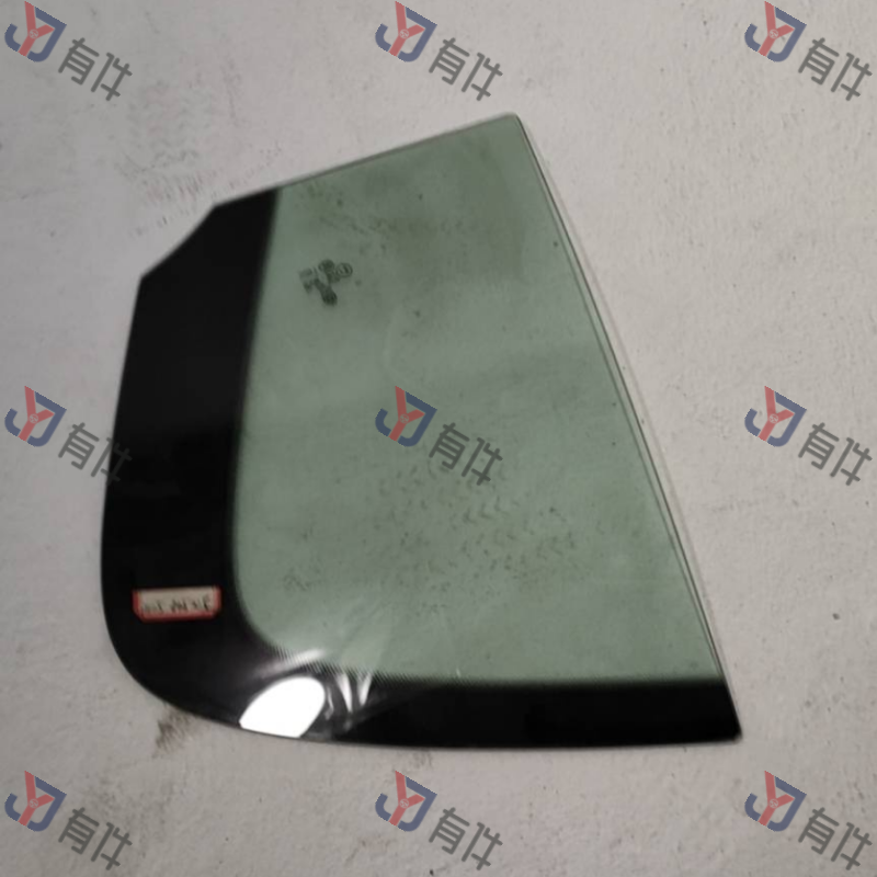 L3C5845215 | 大众 后门三角玻璃 左侧 4s库存件