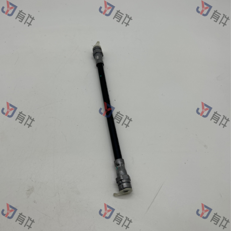 L1KD611775A | 大众 后轮边制动管 右侧 4s库存件