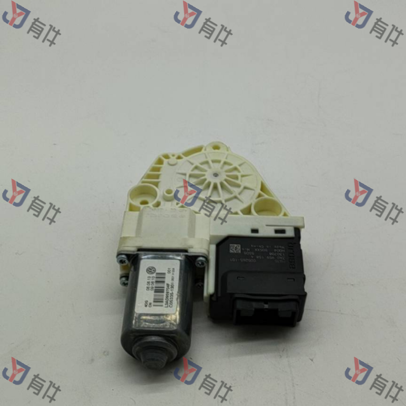 L3AD959704F | 大众 后门玻璃升降电机 右侧 4s库存件