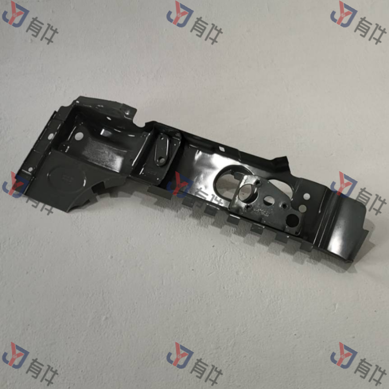 L1J0809204 | 大众 A柱加强筋下 右侧 4s库存件