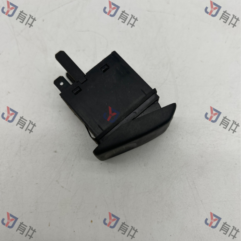 L191959621B | 大众 后风挡加热开关 4s库存件