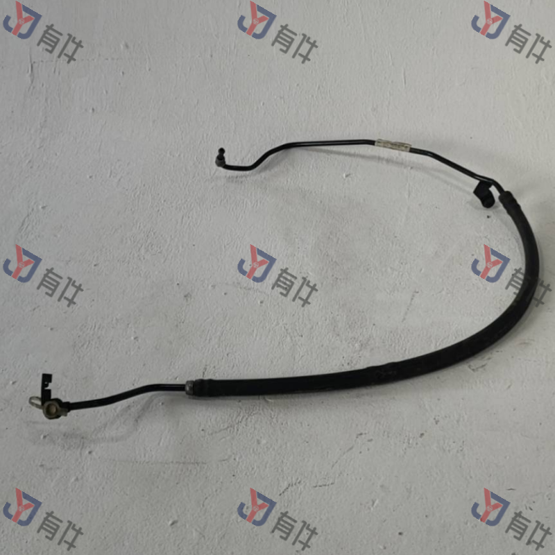 L1GD422893D | 大众 从叶片泵到转向器的伸展软管 4s库存件
