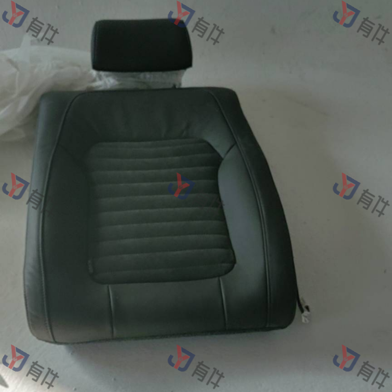 L3AD885041JQIC | 大众 整个靠背, 黑色/黑色 4s库存件
