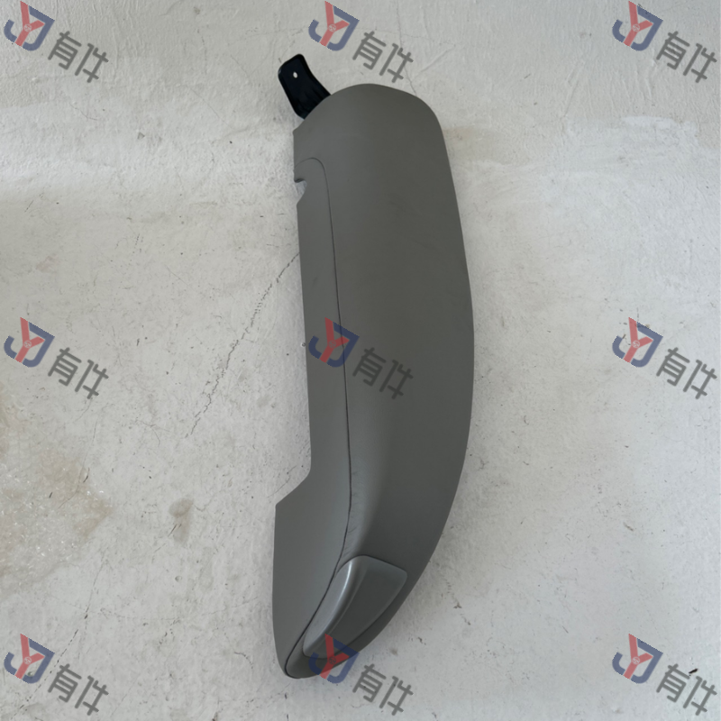 L3C0885702ACTDF | 大众 侧面软垫（皮革 人造革）用于无侧围气枕的车型 经典灰（灰色） 瑕疵件