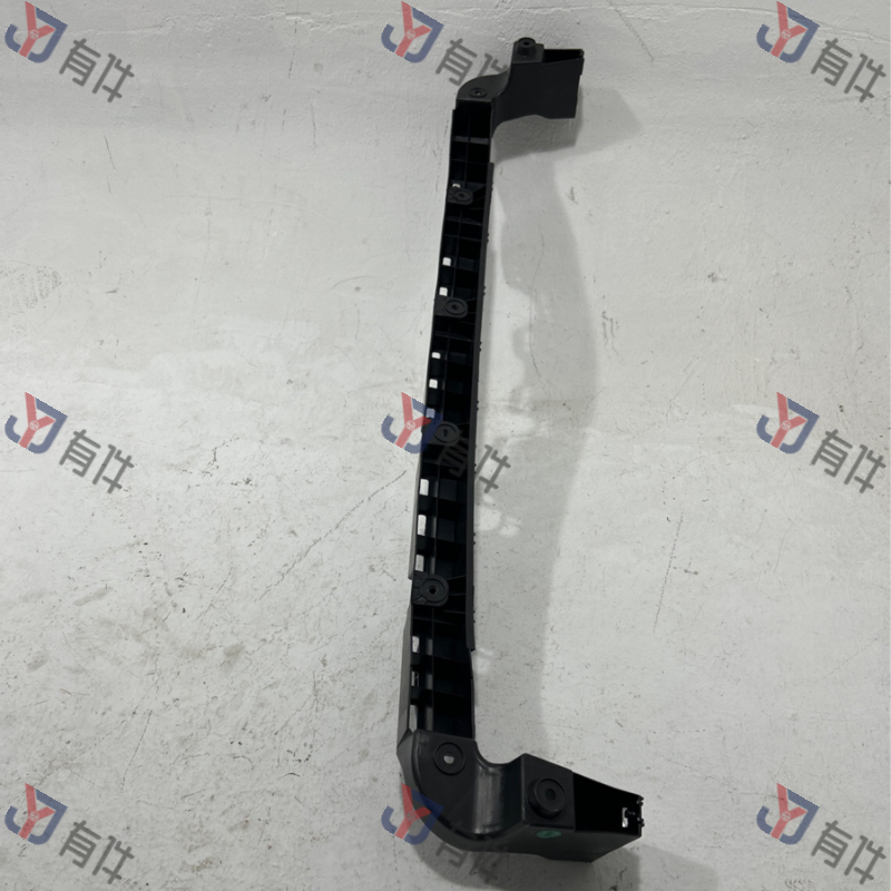 L18G807861C | 大众 后杠中间左侧支架 4s库存件