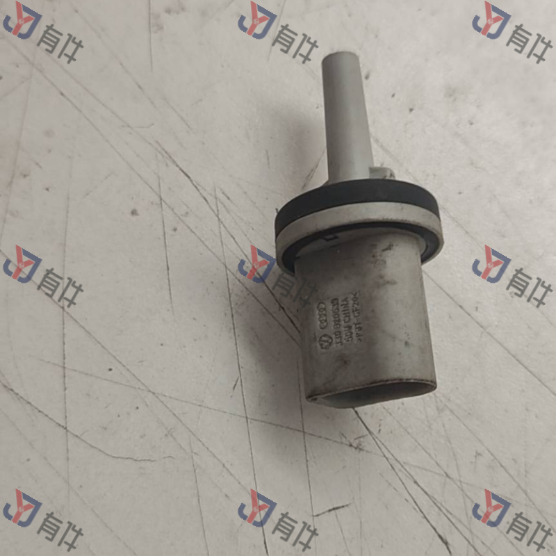 33D820539 | 大众 温度传感器 瑕疵件