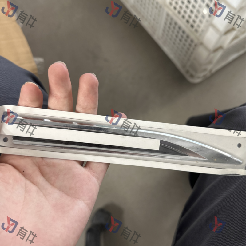 5GD853688B | 大众 标记字样 4s库存件