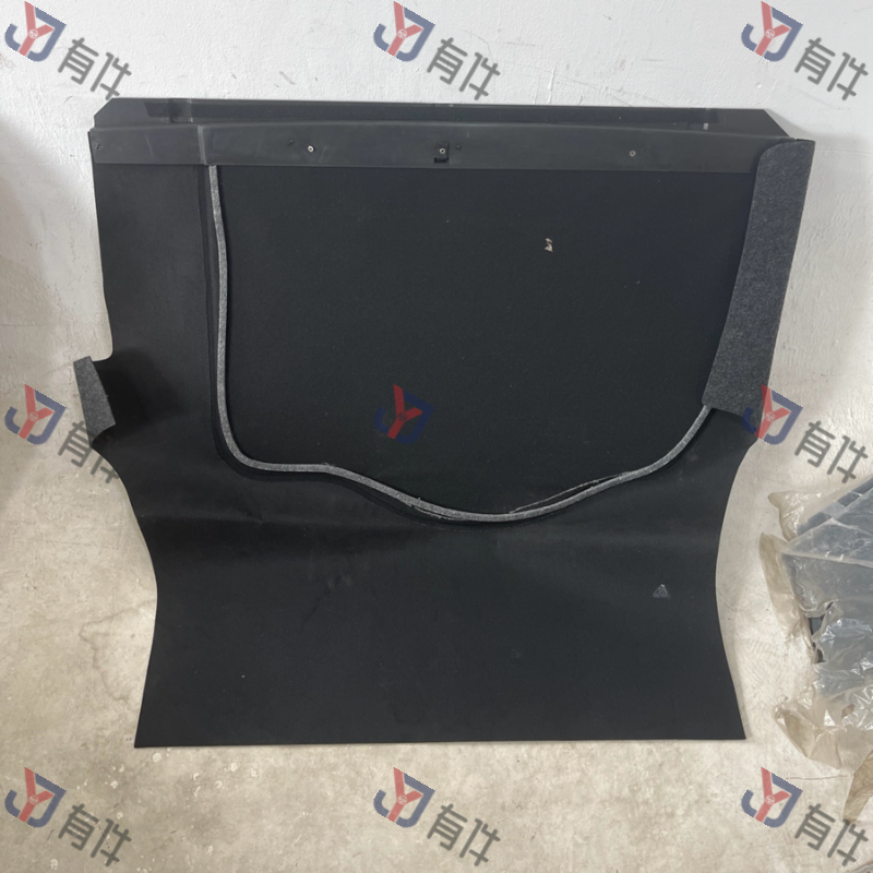 33D8634631BS | 大众 行李箱地毯 4s库存件