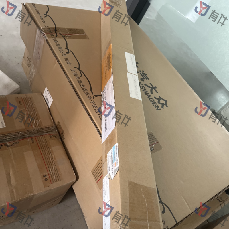 3GB877307AWZ6 | 大众 遮阳卷帘, 陶瓷 4s库存件