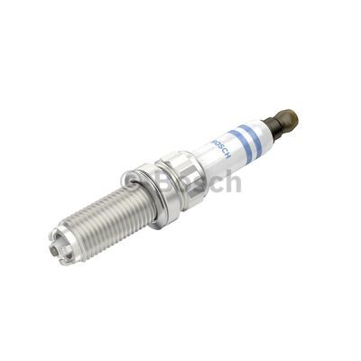 一汽 森雅R7 2017款 智能网联版 1.6L 自动智享型(CA4GB16) 博世 0242145562 火花塞  