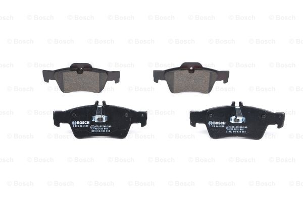 巴博斯 CLS级 2013款 Shooting Brake 博世 0986424699 后刹车片 长度:140.2/141.3mm;高度:57.8/59.6mm;厚度:16.5mm 
