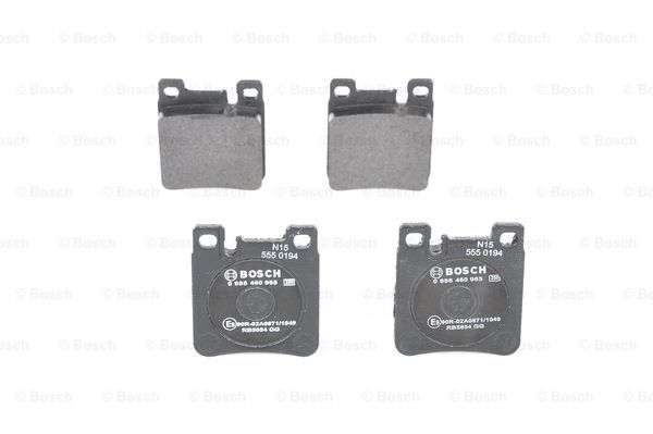 奔驰 GLE新能源 2022款 GLE 350 e 4MATIC(274 920) 博世 0986460965 后刹车片 长度:61.8mm;高度:69.7mm;厚度:15.4mm 