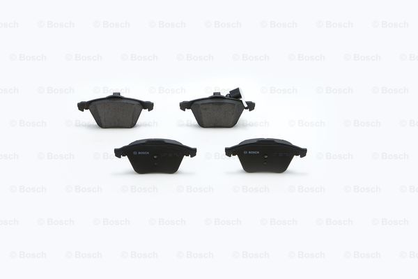 奥迪 TTS 2008款 TTS Roadster 2.0TFSI quattro(CDLB) 博世 0986AB9425 前刹车片 长度:155.2/156.4mm;高度:66/71.4mm;厚度:19.3mm 