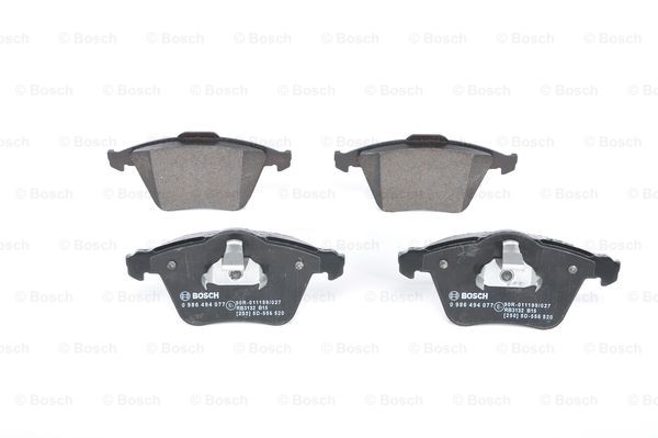 萨博 Saab 9000 1998款 基本型 博世 0986494077 前刹车片 长度:155.2/156.4mm;高度:72.9mm;厚度:18.5mm 