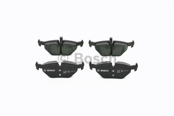 萨博 Saab 9000 1998款 基本型 博世 0986AB1148 后刹车片 长度:123.1mm;高度:44.9mm;厚度:17.3mm 