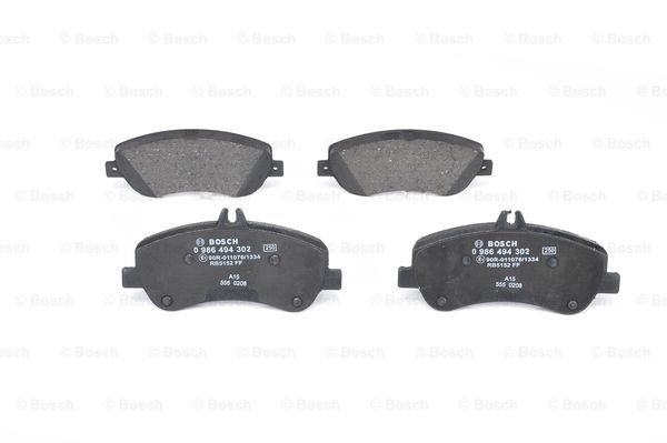 奔驰 GLK级(进口) 2010款 GLK 300 4MATIC 时尚型(272948) 博世 0986494302 前刹车片 长度:165.3mm;高度:68.2/79.4mm;厚度:20.1mm 