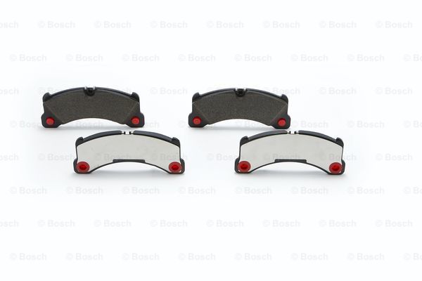 保时捷 718 2018款 Cayman GTS 2.5T(DJU) 博世 0986T12001 前刹车片 长度:210.2mm;高度:94.2mm;厚度:15.4mm 
