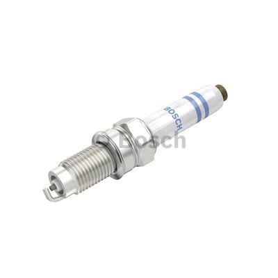 凯迪拉克 CT6 PLUG-IN 2017款 30E 精英型(LTG) 博世 0241135515 火花塞  
