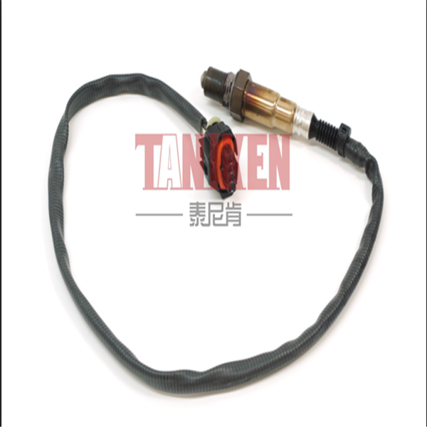 保时捷 Cayenne 2016款 Cayenne 3.0T(CJT) 泰尼肯 TNK-0704018 氧传感器  