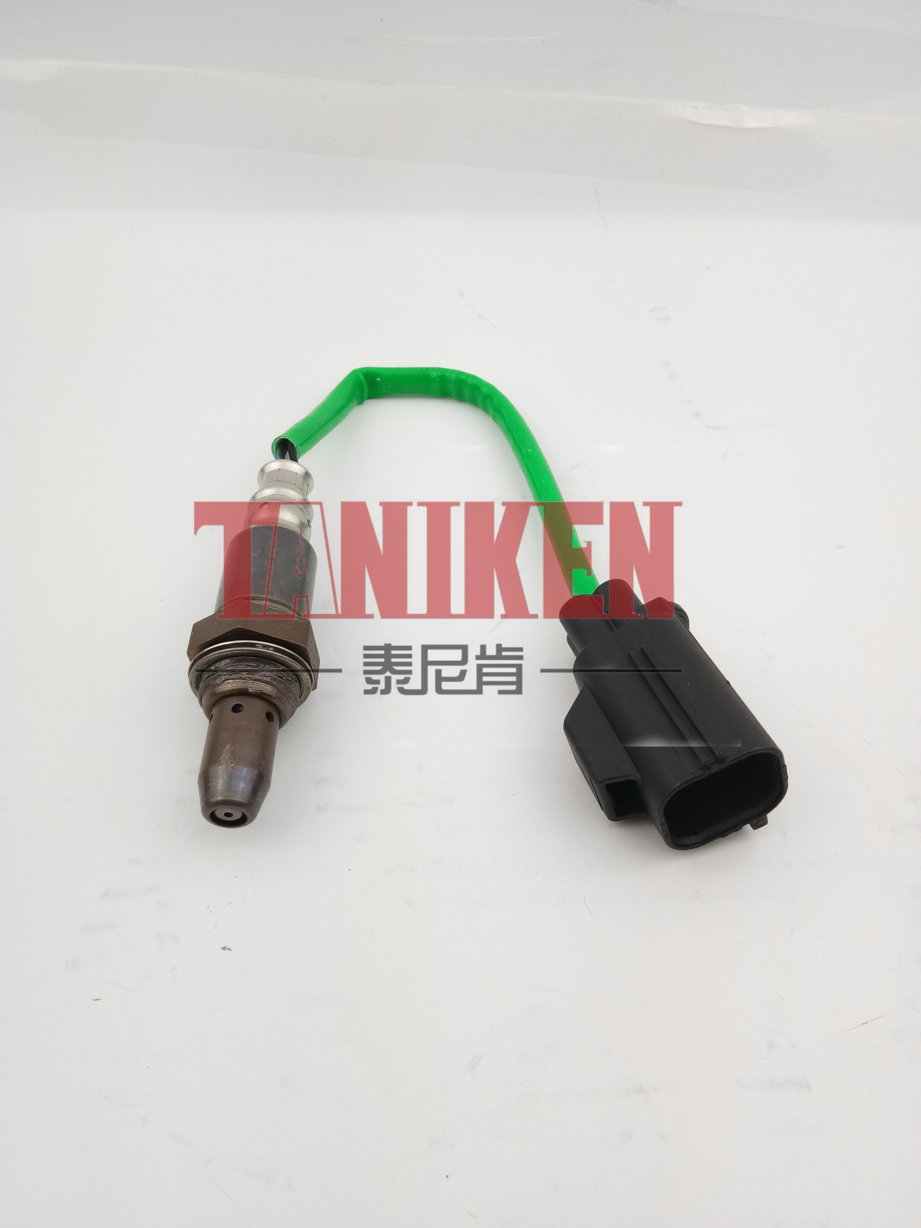 路虎 发现神行 2016款 2.0T S(204PT) 泰尼肯 TNK-0734005 氧传感器  节省燃油，提升动力。支持定做，装车质保两年。