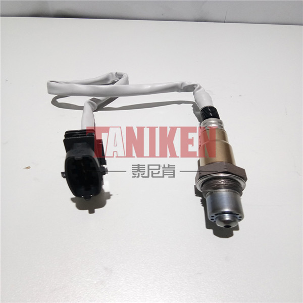 欧宝 安德拉 2013款 2.4L 两驱舒适版(LE9) 泰尼肯 TNK-0709036 氧传感器  节省燃油，提升动力。支持定做，装车质保两年。