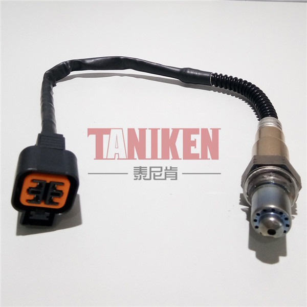 现代 名驭 2009款 1.8L 手动出租型 STD(G4GB) 泰尼肯 TNK-0745002 氧传感器  节省燃油，提升动力。支持定做，装车质保两年。