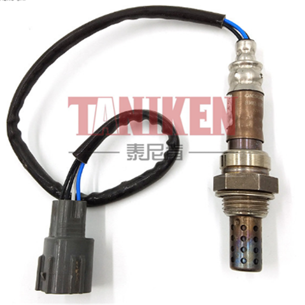 大众 POLO 2004款 三厢 1.4L 自动豪华型(BCC) 泰尼肯 TNK-0701053 氧传感器  适用欧二排放标准