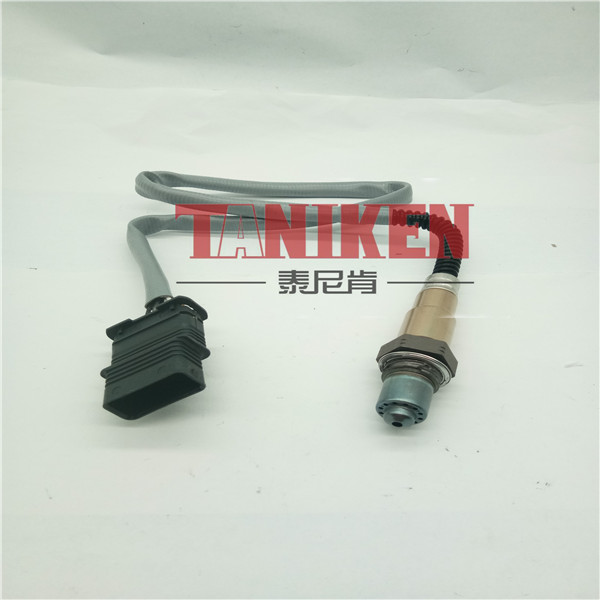 宝马 X5 2011款 xDrive35i 领先型(N55B30A) 泰尼肯 TNK-0702030 氧传感器  节省燃油，提升动力。支持定做，装车质保两年。