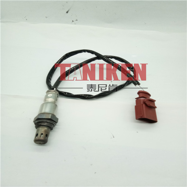 斯柯达 柯珞克 2018款 TSI280 豪华版 国VI(CSS) 泰尼肯 TNK-0701084 氧传感器  节省燃油，提升动力。支持定做，装车质保两年。
