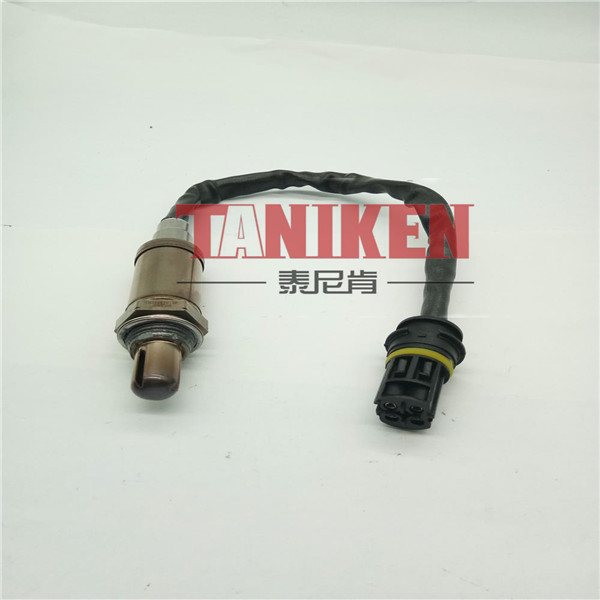 宝马 X5 2004款 4.6is(M62B46(468S1)) 泰尼肯 TNK-0702017 氧传感器  节省燃油，提升动力。支持定做，装车质保两年。